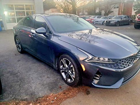 Used 2021 Kia K5 EX image 2