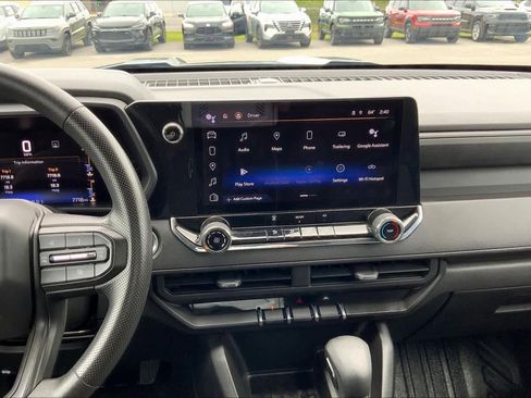 Used 2023 Chevrolet Colorado W/T image 7