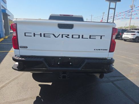 Used 2025 Chevrolet Silverado 2500 Custom w/ Custom Value Package AWD/4WD image 6