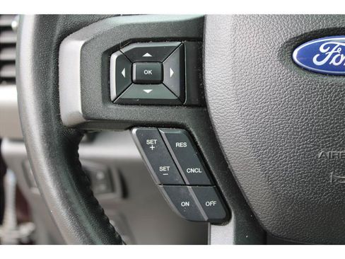 Used 2018 Ford F150 XLT w/ Equipment Group 302A Luxury AWD/4WD image 18