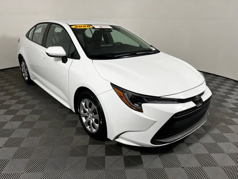 Certified 2026 Toyota Corolla LE FWD image 3