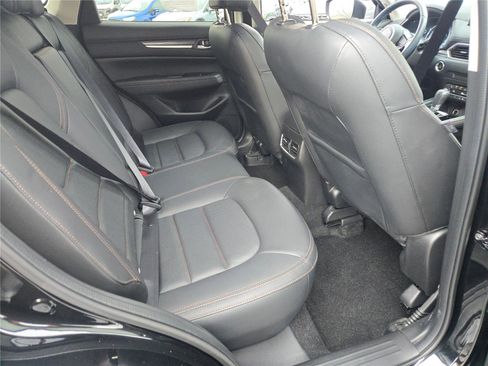 Used 2022 MAZDA CX-5 AWD 2.5 S w/ Premium Package image 11