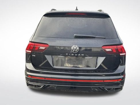 Used 2022 Volkswagen Tiguan SE R-Line FWD image 4