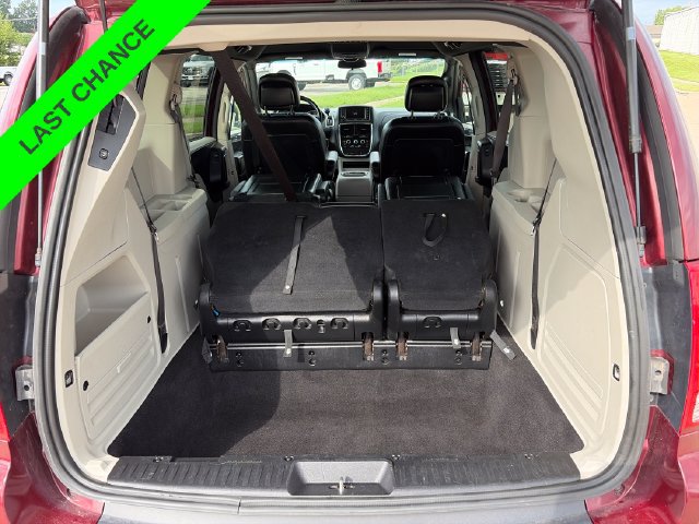 Used 2019 Dodge Grand Caravan SXT FWD image 28