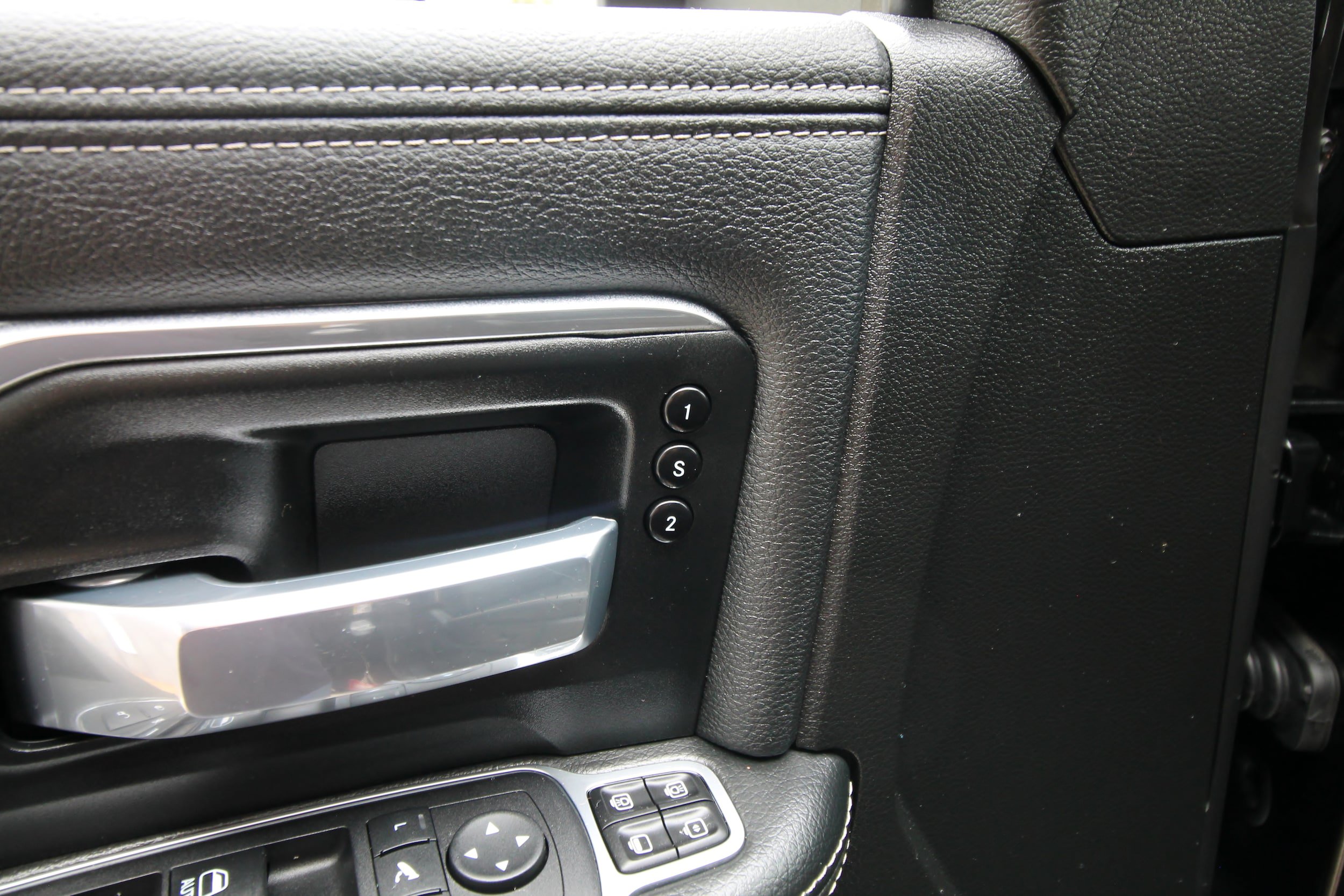Used 2024 RAM 3500 Laramie w/ Night Edition AWD/4WD image 21