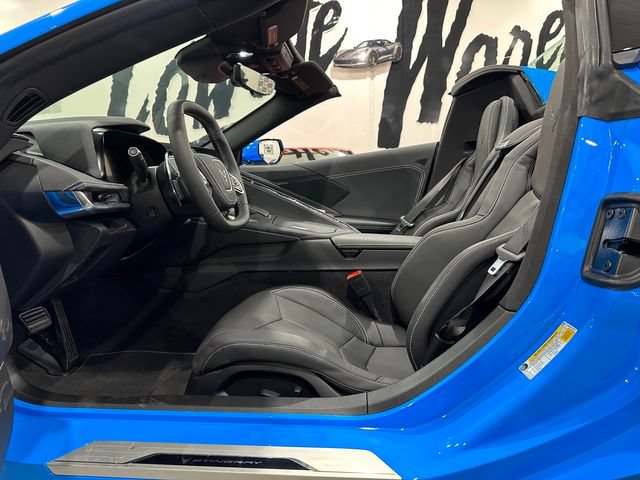 Used 2025 Chevrolet Corvette Stingray Convertible w/ 1LT RWD image 9