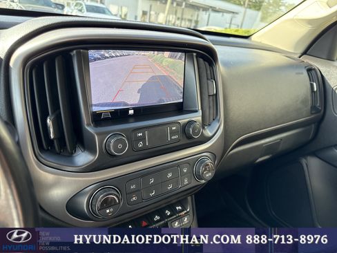 Used 2021 GMC Canyon AT4 w/ Trailering Package AWD/4WD image 9