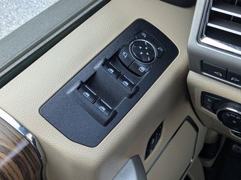 Used 2016 Ford F150 Lariat w/ Equipment Group 502A Luxury image 20