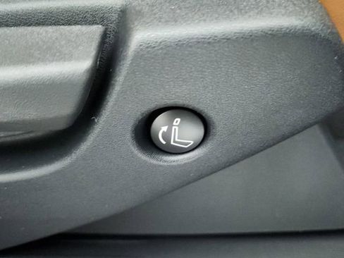 New 2026 Nissan Pathfinder Platinum image 52