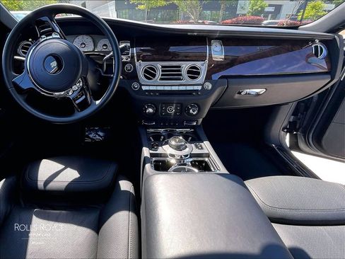Used 2016 Rolls-Royce Ghost RWD image 14