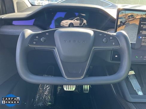 Used 2023 Tesla Model X image 37