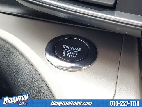 Used 2023 Ford Explorer XLT w/ Equipment Group 202A image 30