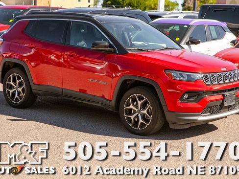 Used 2025 Jeep Compass Limited AWD/4WD image 1