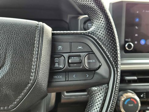 Certified 2026 Toyota Tacoma SR5 AWD/4WD image 27