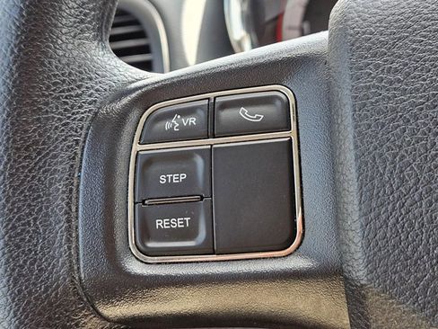 Used 2019 Dodge Grand Caravan SE w/ UConnect Hands-Free Group FWD image 24