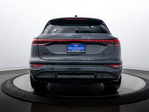 New 2025 Audi SQ6 e-tron Premium Plus image 21