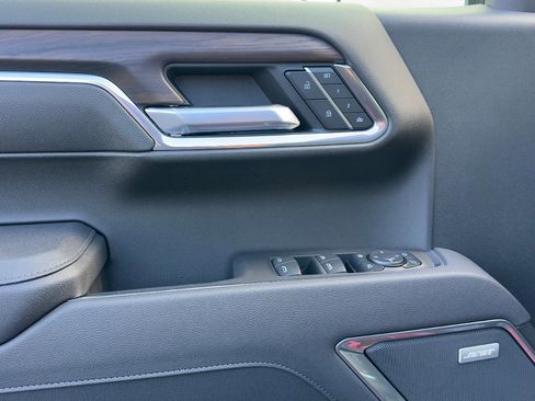New 2026 GMC Sierra 1500 SLT w/ SLT Premium Plus Package image 18