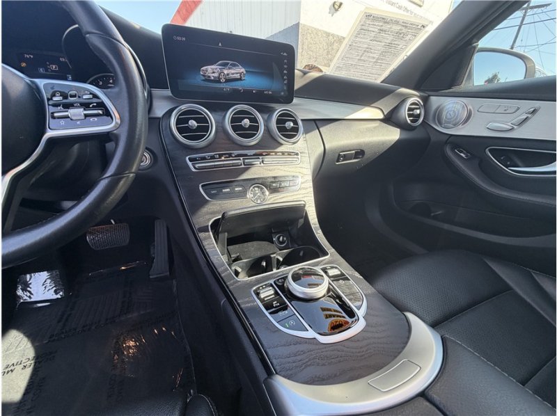 Used 2020 Mercedes-Benz C 300 Sedan w/ Premium Package image 32