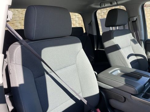 Used 2017 Chevrolet Silverado 1500 LT w/ All Star Edition image 27