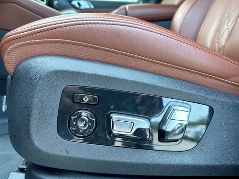 Used 2026 BMW X6 xDrive40i AWD/4WD image 16