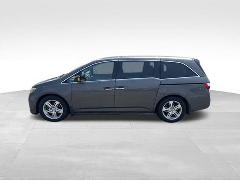 Used 2013 Honda Odyssey Touring image 5