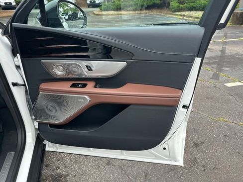 New 2026 Lincoln Nautilus Reserve AWD/4WD image 16
