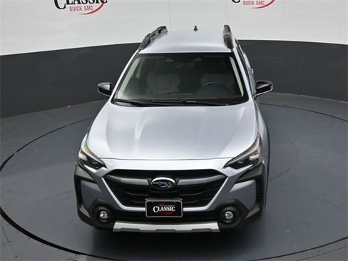 Used 2023 Subaru Outback Limited image 17