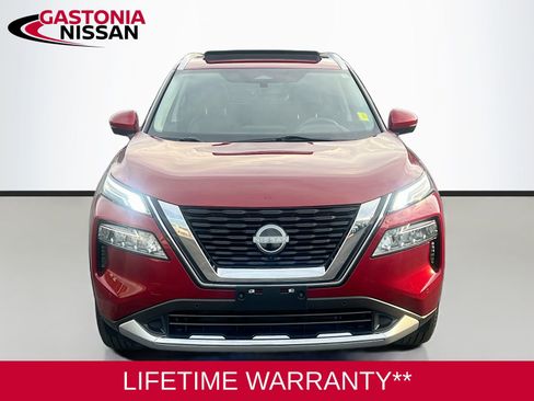 Used 2023 Nissan Rogue Platinum w/ Platinum Premium Package image 2