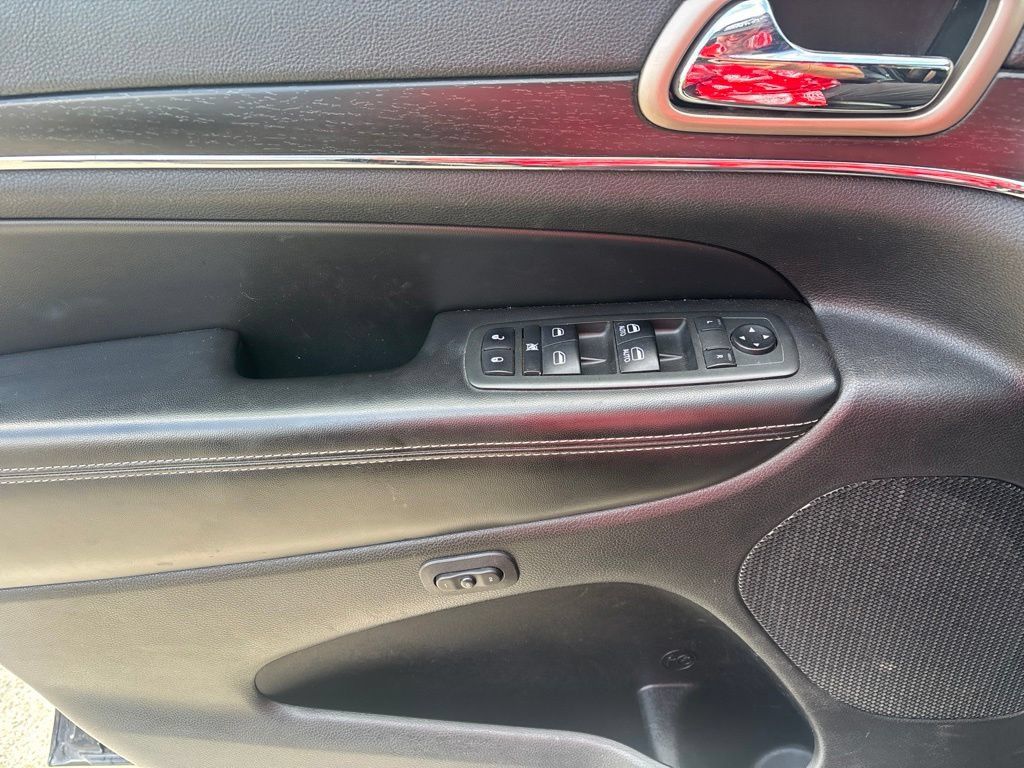 Used 2014 Jeep Grand Cherokee Limited AWD/4WD image 10