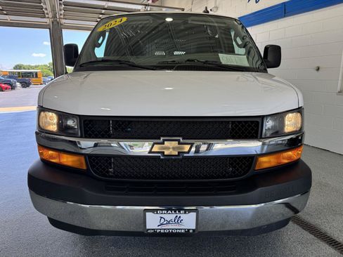 Used 2024 Chevrolet Express 2500 w/ Driver Convenience Package RWD image 3