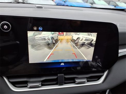 New 2026 Chevrolet Equinox LT image 12