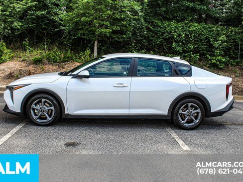 Used 2025 Kia K4 FWD image 7