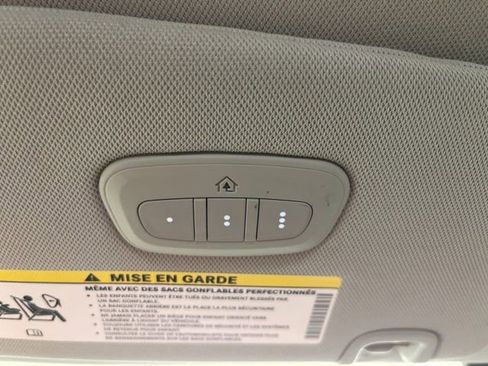 Used 2022 Chrysler Pacifica Touring-L FWD image 28