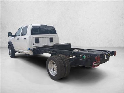 New 2026 RAM 5500 Tradesman w/ Chrome Appearance Group AWD/4WD image 9
