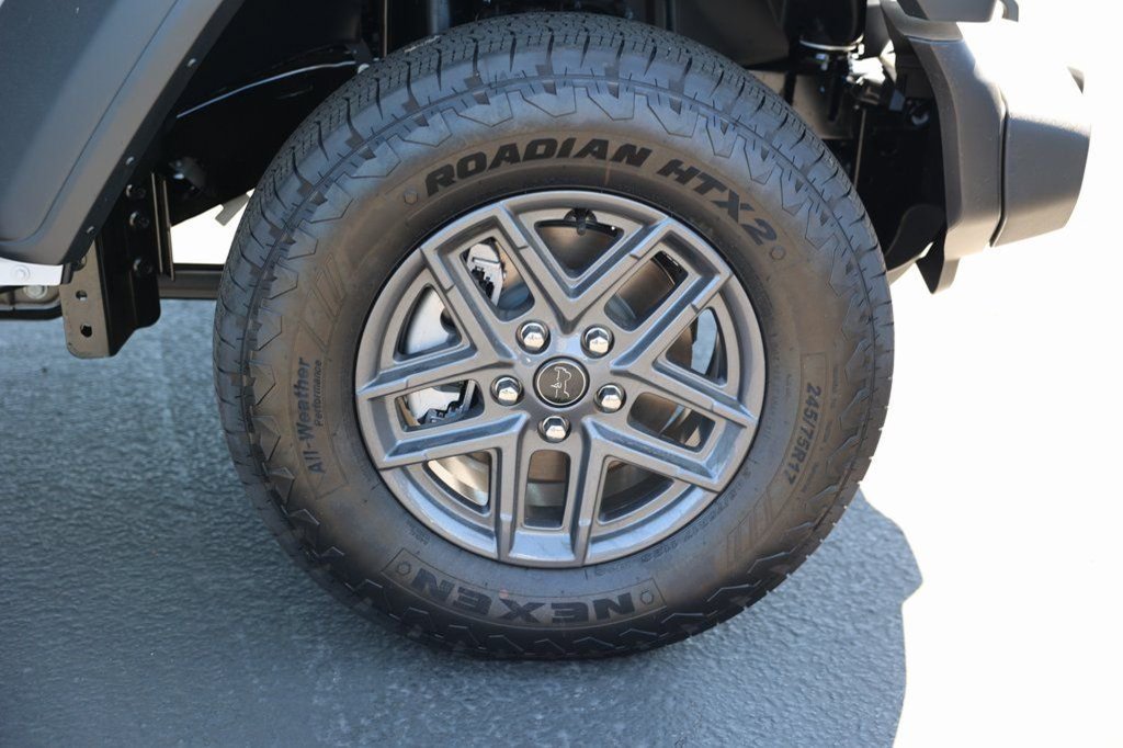 Used 2024 Jeep Wrangler Unlimited Sport AWD/4WD image 8