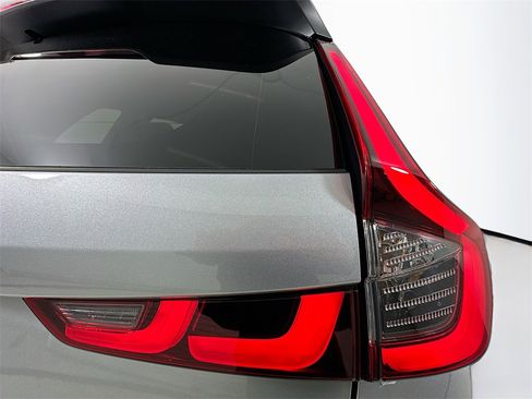 Certified 2025 Honda CR-V Sport image 11