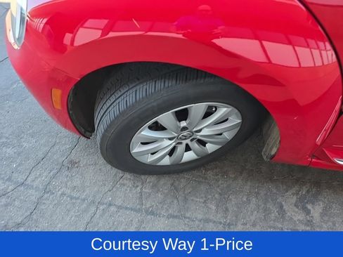 Used 2019 Volkswagen Beetle 2.0T S FWD image 12