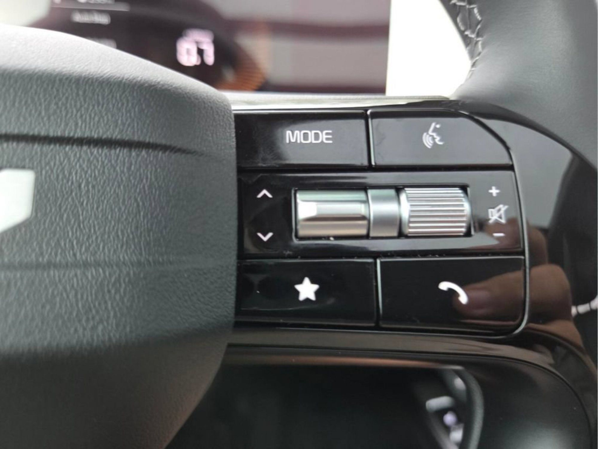 Certified 2026 Kia Sorento X-Line EX AWD/4WD image 52