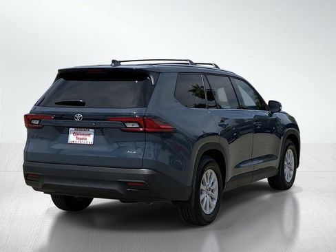 Certified 2026 Toyota Grand Highlander XLE image 8