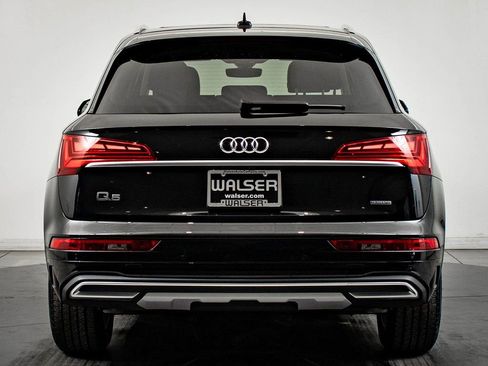 Used 2023 Audi Q5 2.0T Premium w/ Convenience Package AWD/4WD image 7