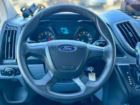 Used 2018 Ford Transit 250 130 Low Roof RWD image 20