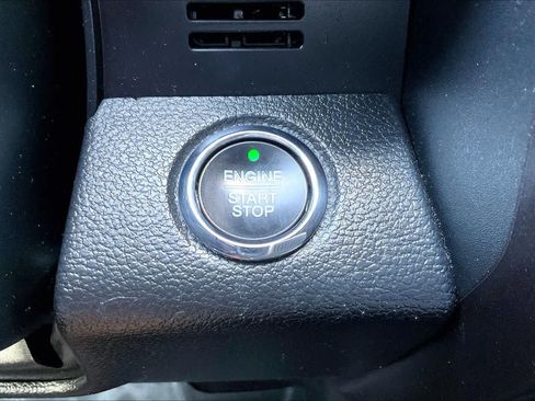 Used 2020 Ford Expedition Limited w/ Equipment Group 303A RWD image 32