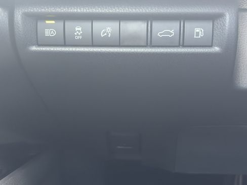 Used 2026 Toyota Camry XLE FWD image 29