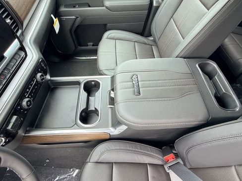 New 2026 Chevrolet Silverado 2500 High Country w/ Technology Package AWD/4WD image 21