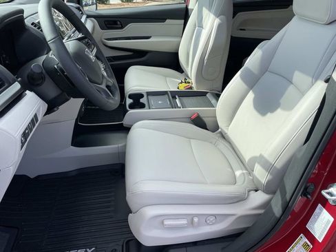 New 2026 Honda Odyssey EX-L image 13