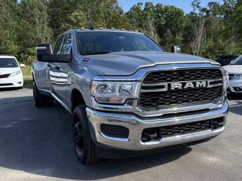 Used 2023 RAM 3500 Tradesman AWD/4WD image 1