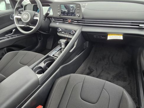 New 2026 Hyundai Elantra Blue image 27