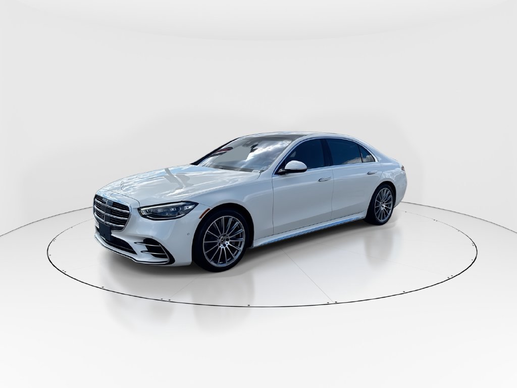 Used 2023 Mercedes-Benz S 500 4MATIC w/ AMG Line image 4