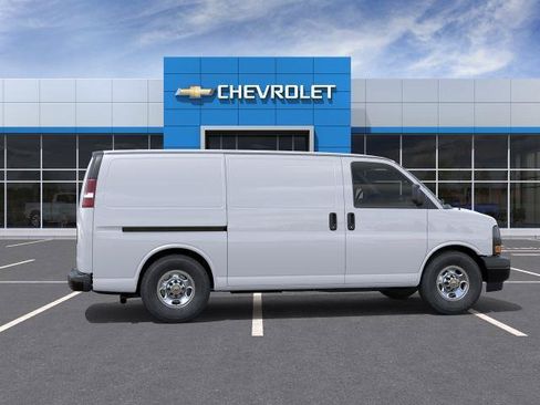 New 2026 Chevrolet Express 2500 w/ Safety Package RWD image 29