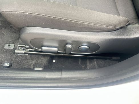 Used 2025 Hyundai Kona SEL image 23